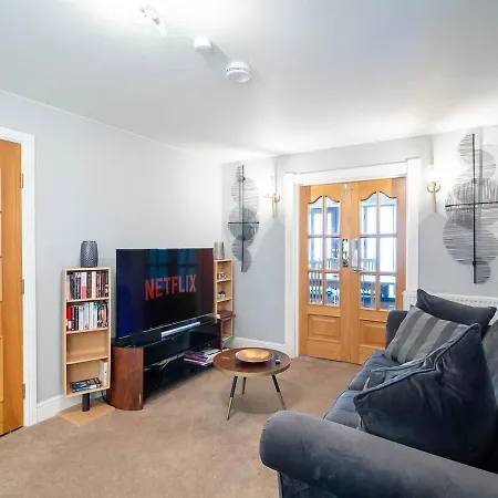 Villa Exclusive 3-bedroom In