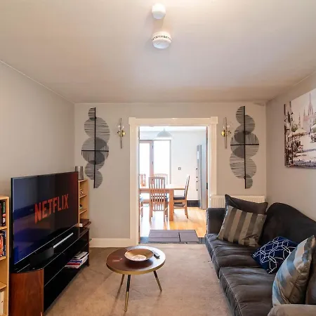 Exclusive 3-bedroom In *