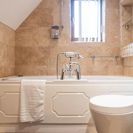 Villa Exclusive 3-bedroom In